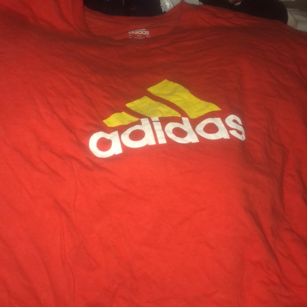 VINTAGE ADIDAS TOP :)